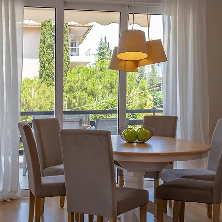 Rhea - Glyfada Sea View Apartment Athen Exterior foto